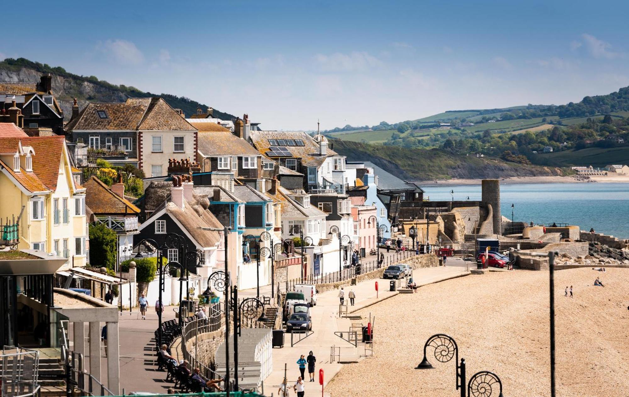 Gorgeous Boutique Flat Sleeps 2 In Lyme Regis Villa Exterior photo