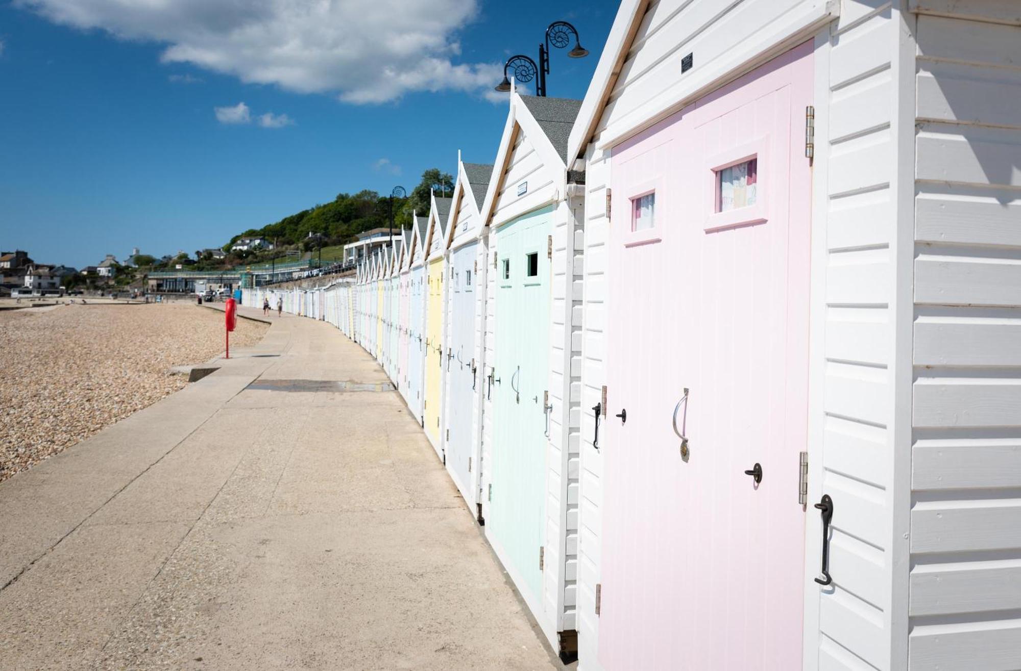 Gorgeous Boutique Flat Sleeps 2 In Lyme Regis Villa Exterior photo